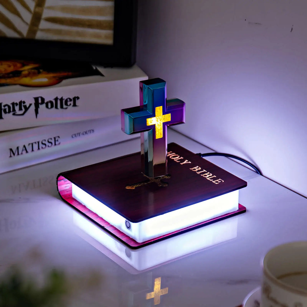 Innovative Technology Novelty Gifts Unique Home Decoration Automatic Rotating RGB Magnetic Levitating Floating Colorful Cross