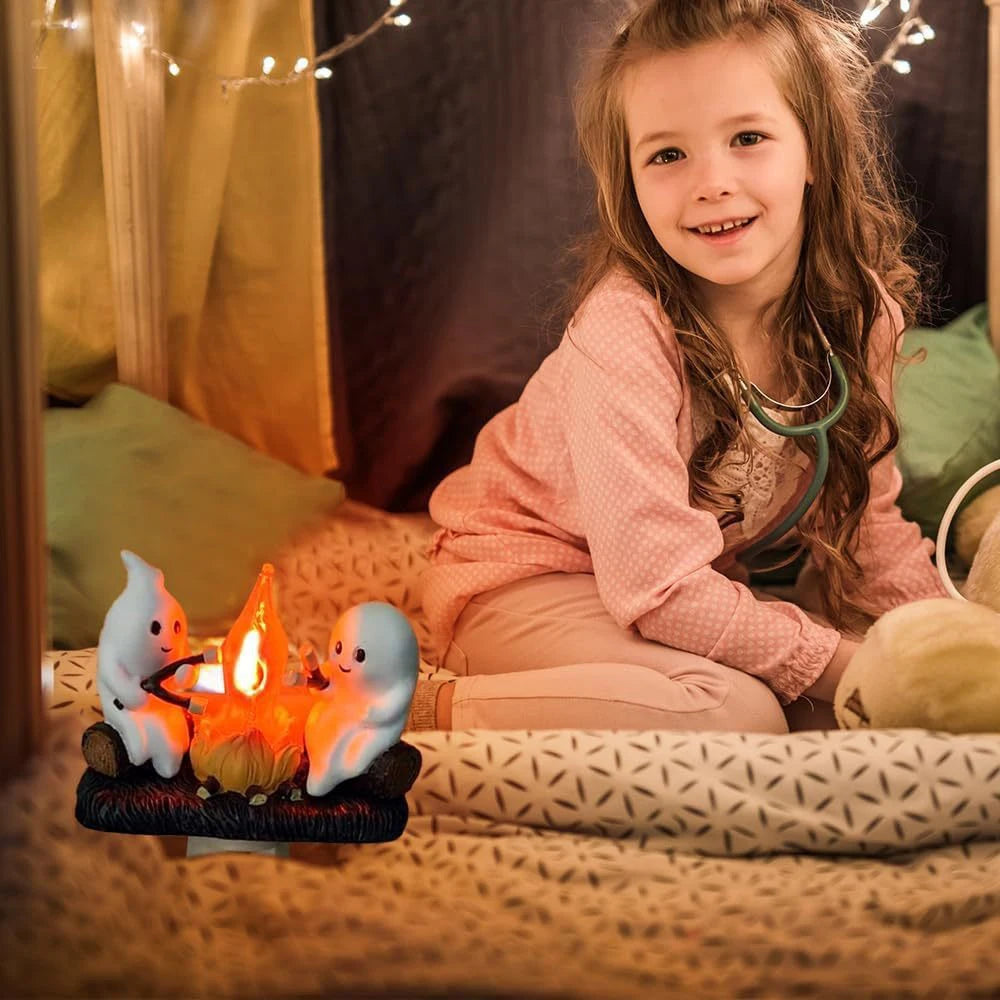 Geister-Lagerfeuer-Steckdosen-Nachtlicht, Halloween-Dekoration, niedliche, gruselige Marshmallow-Szenenlampe.